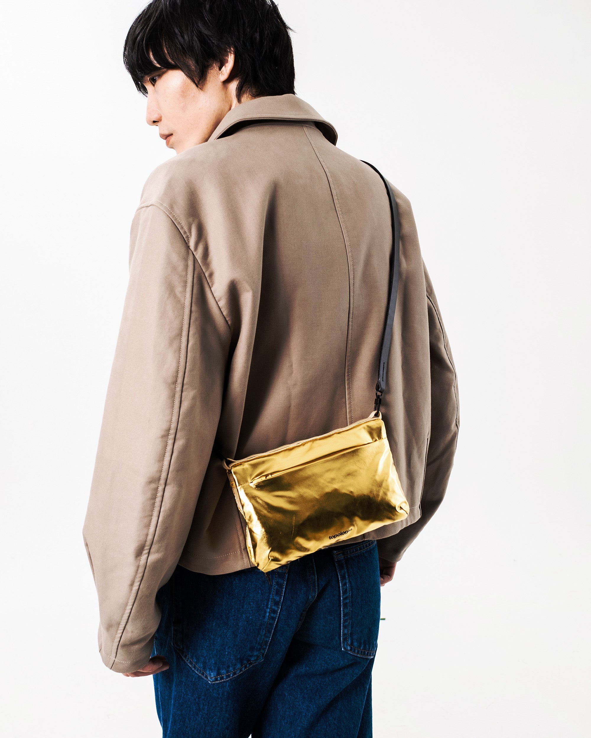 Flat 摺疊小號斜背包