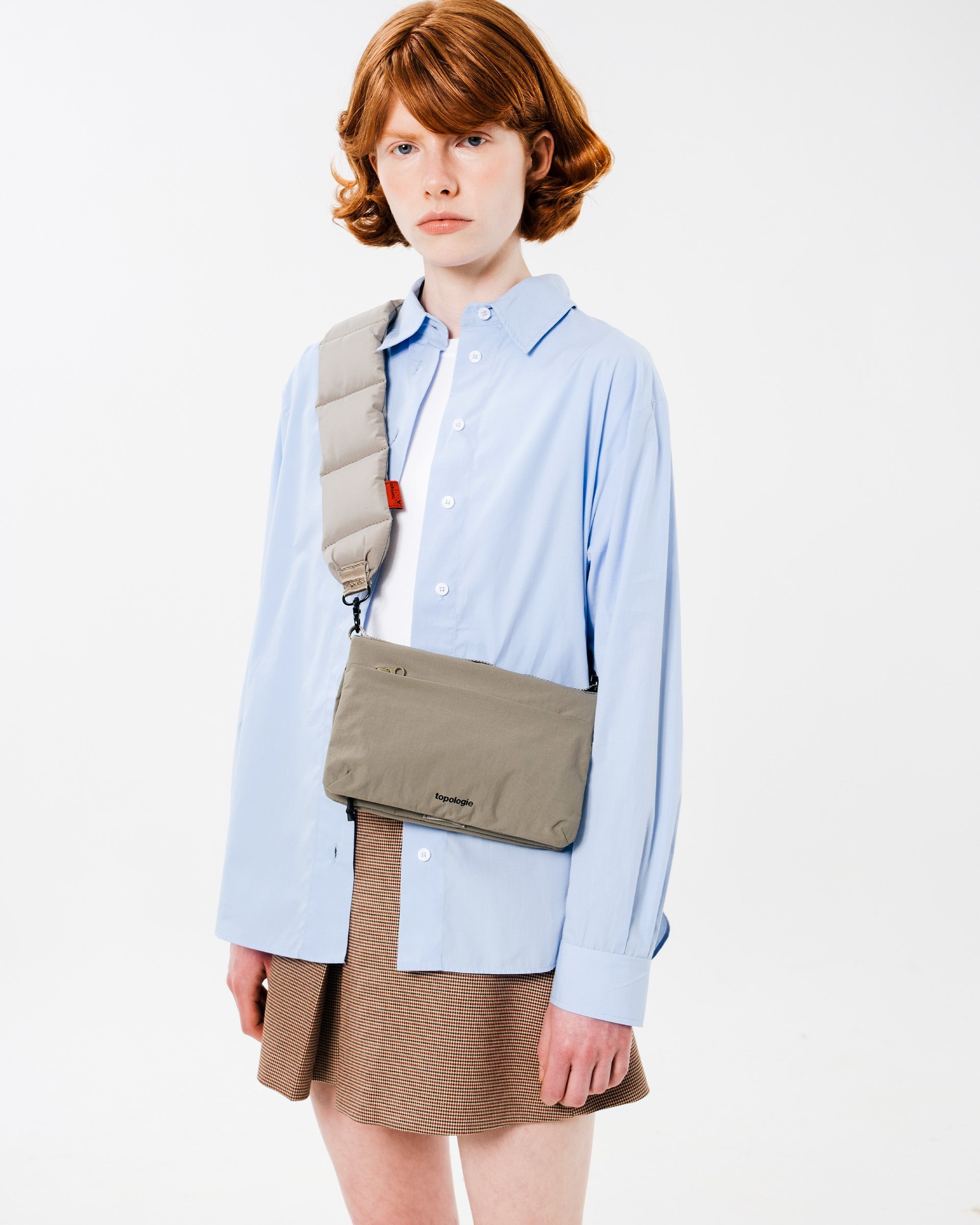 Flat 摺疊小號斜背包