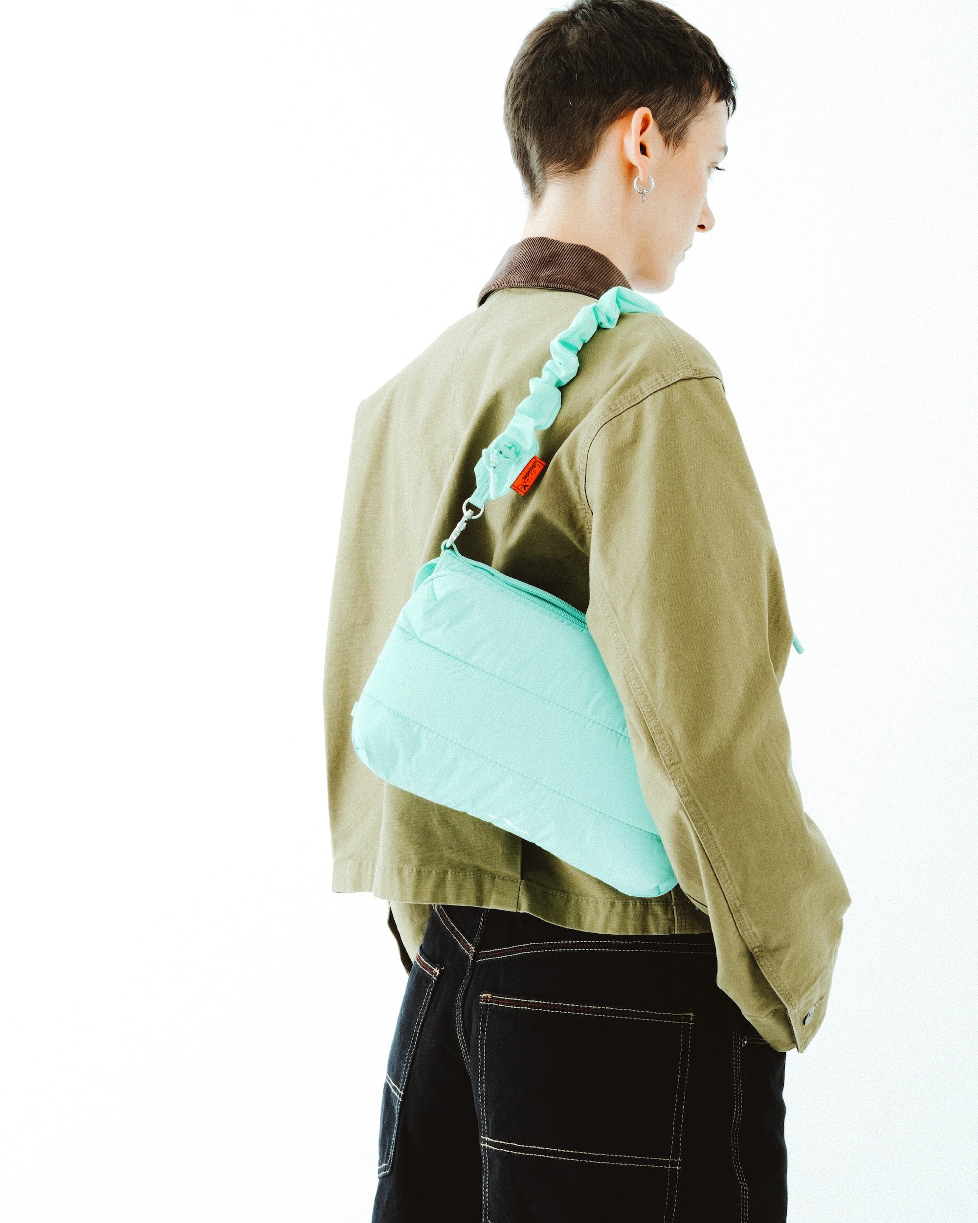 Bottle 大號水瓶斜背包