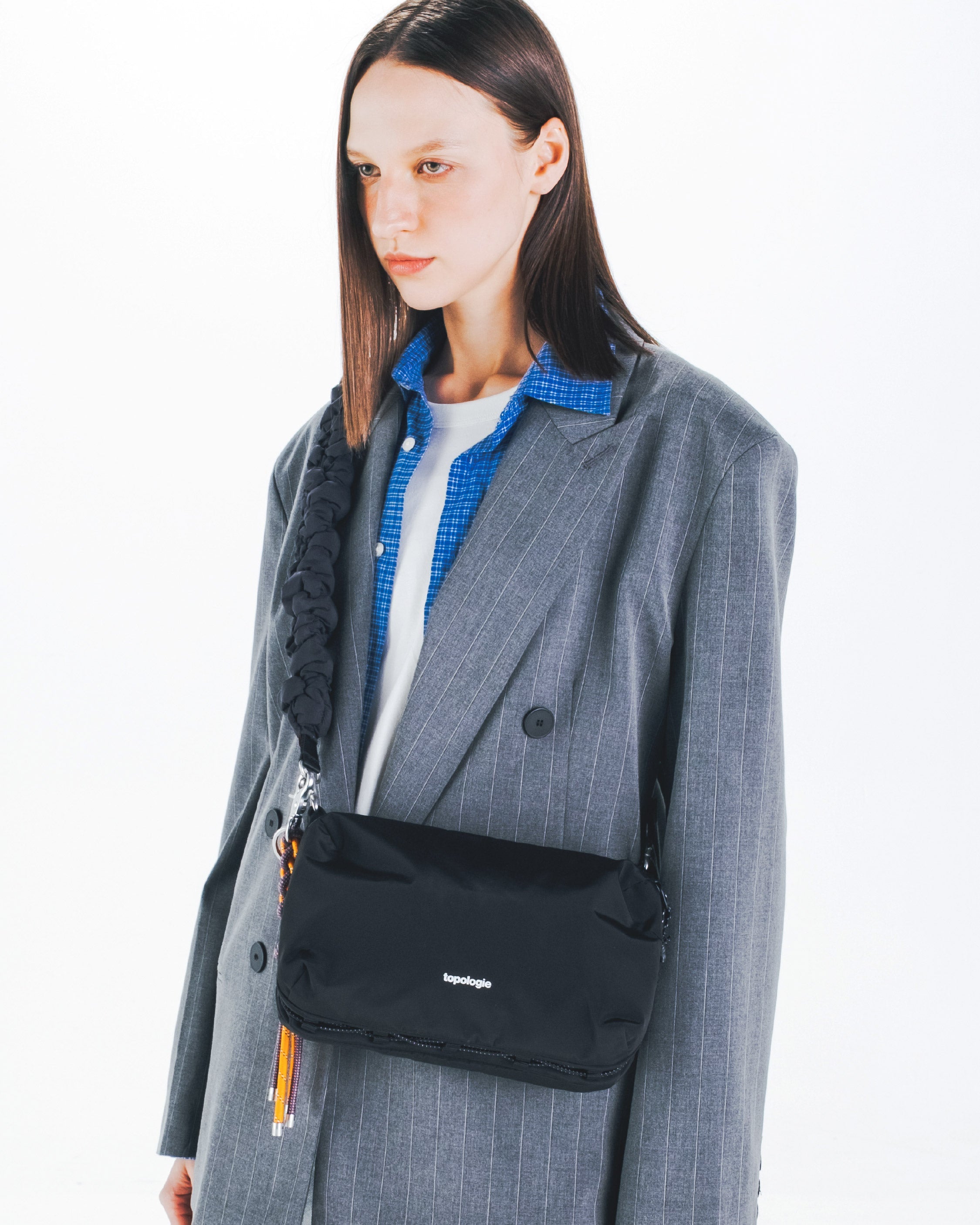 Bottle 大號水瓶斜背包