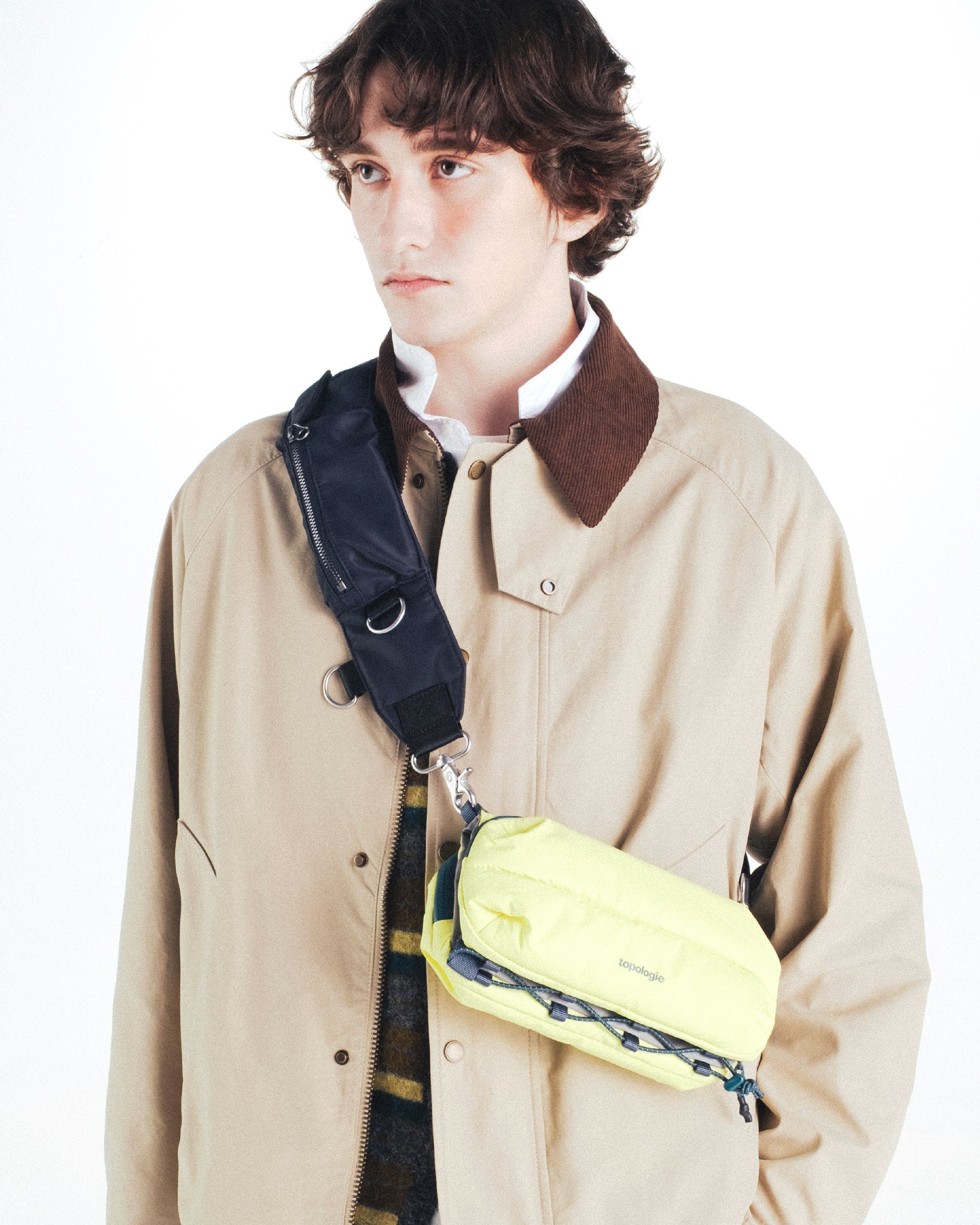 Bottle 中號水瓶斜背包