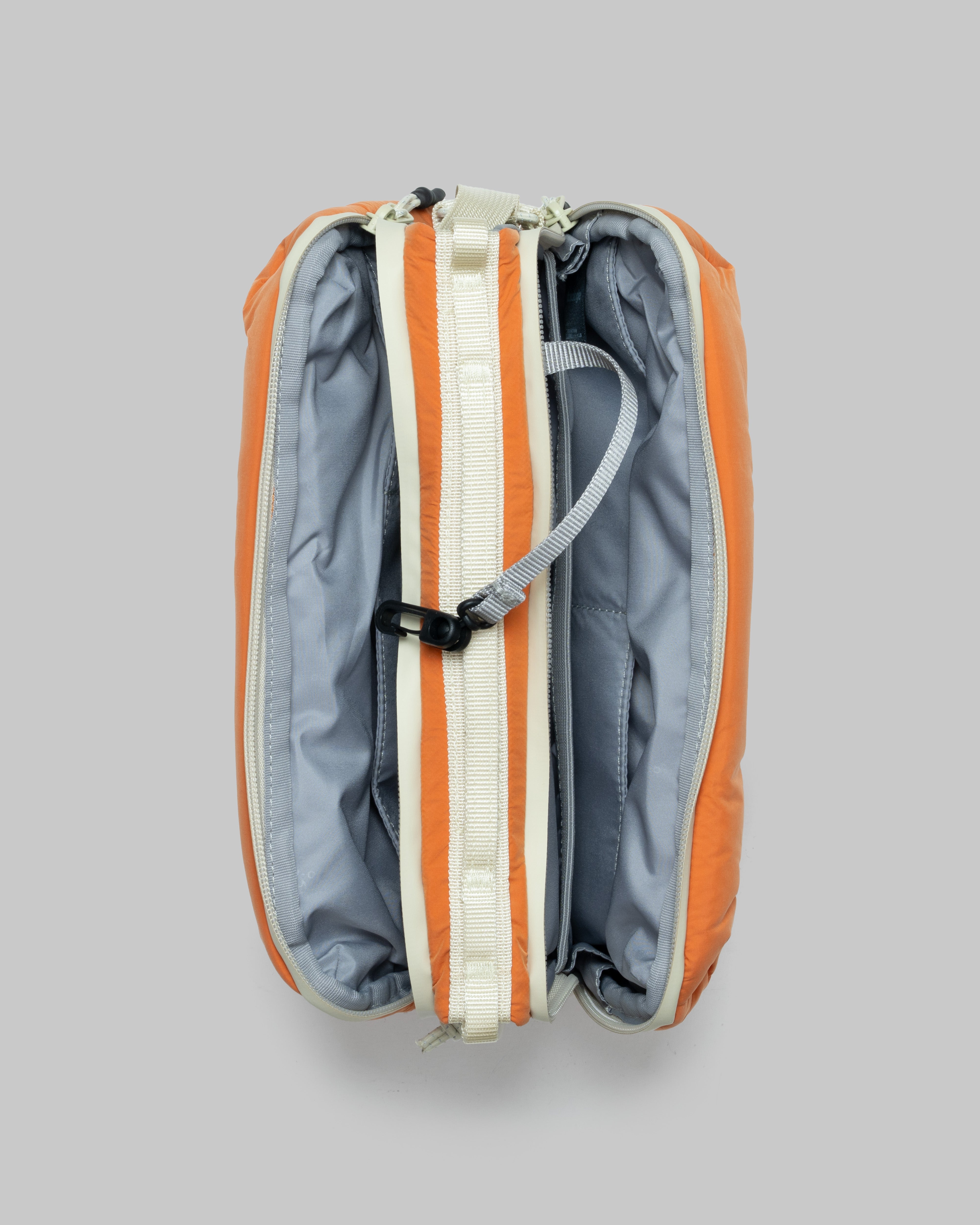 Bottle 大號水瓶斜背包