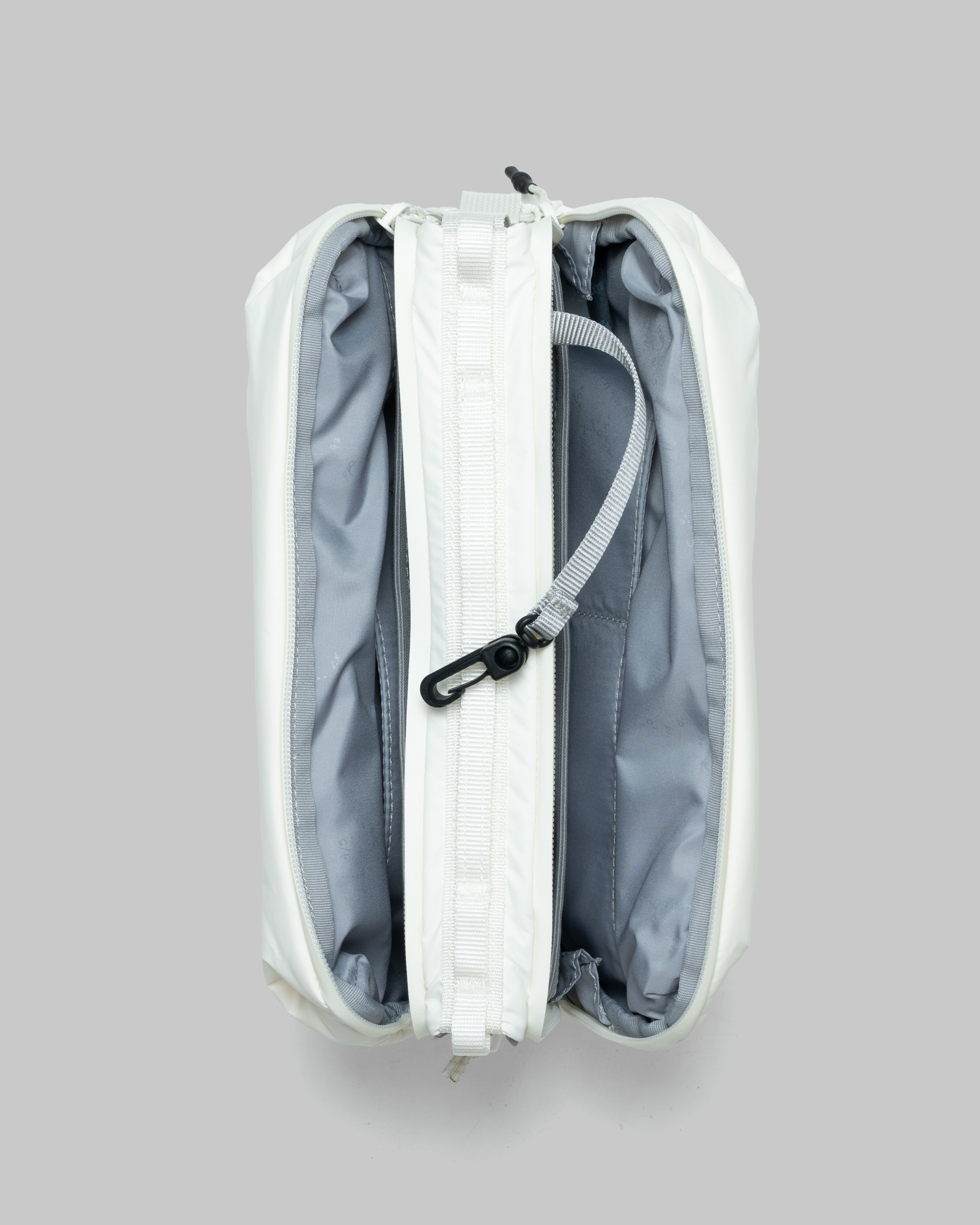 Bottle 大號水瓶斜背包