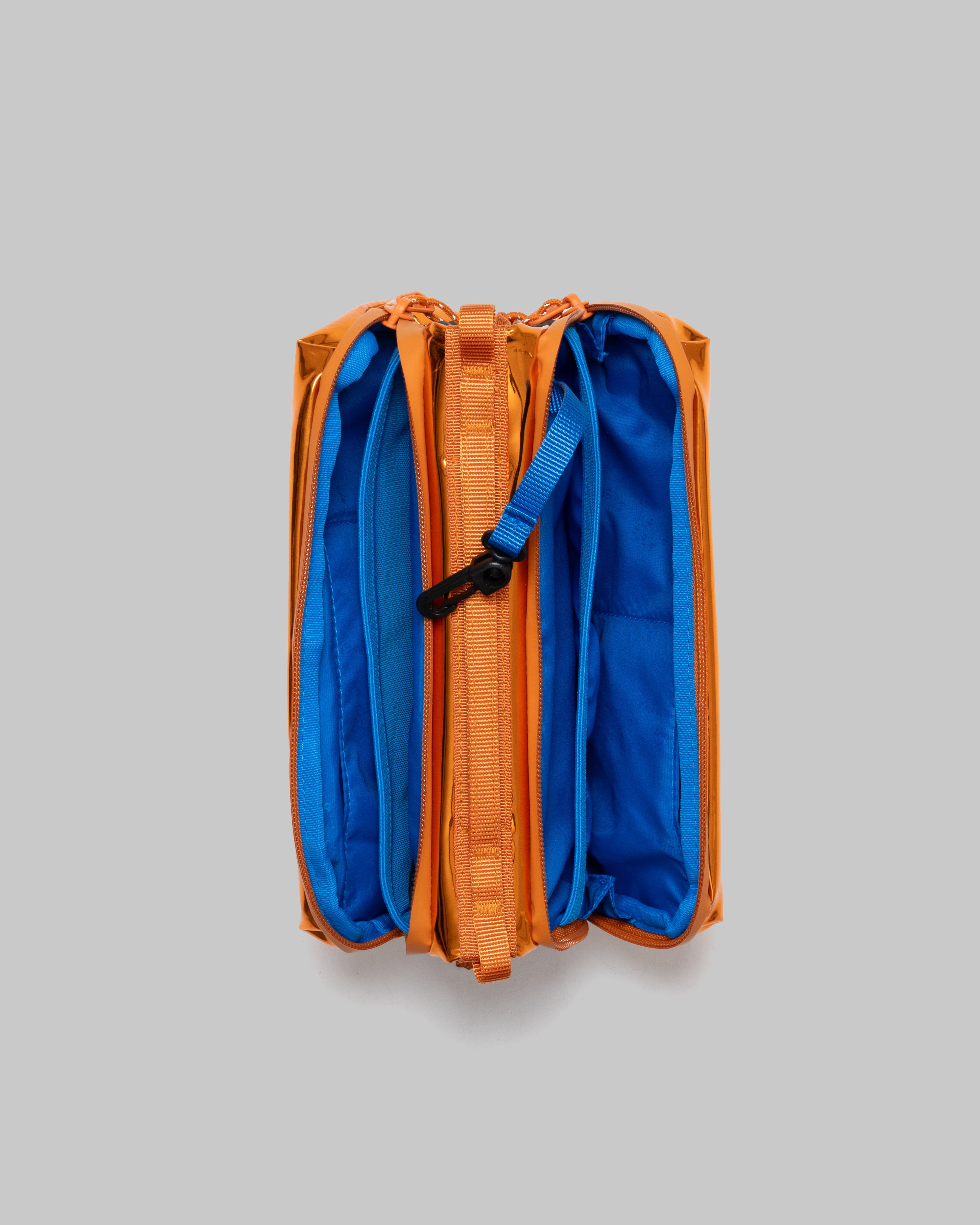 Bottle 中號水瓶斜背包