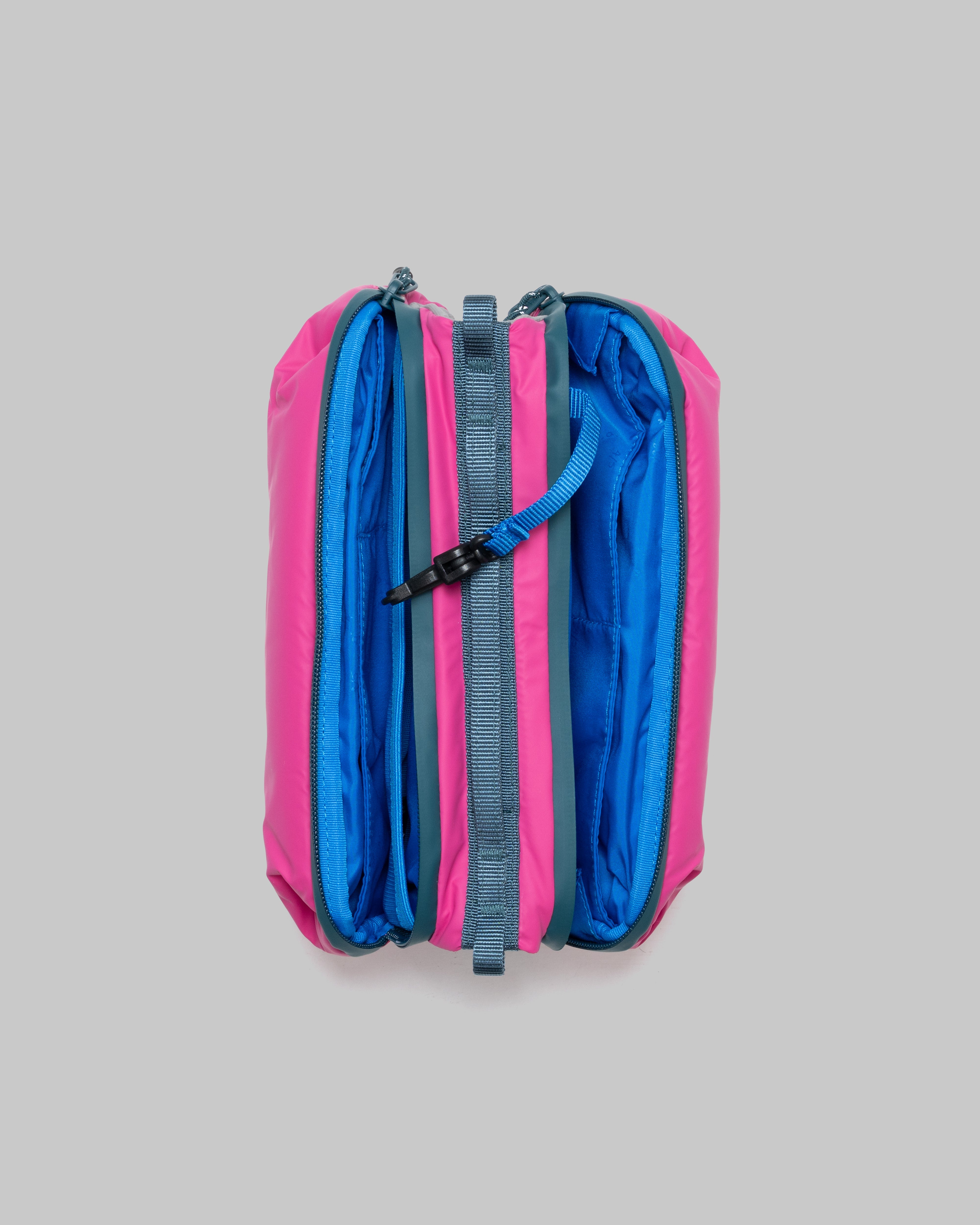 Bottle 中號水瓶斜背包