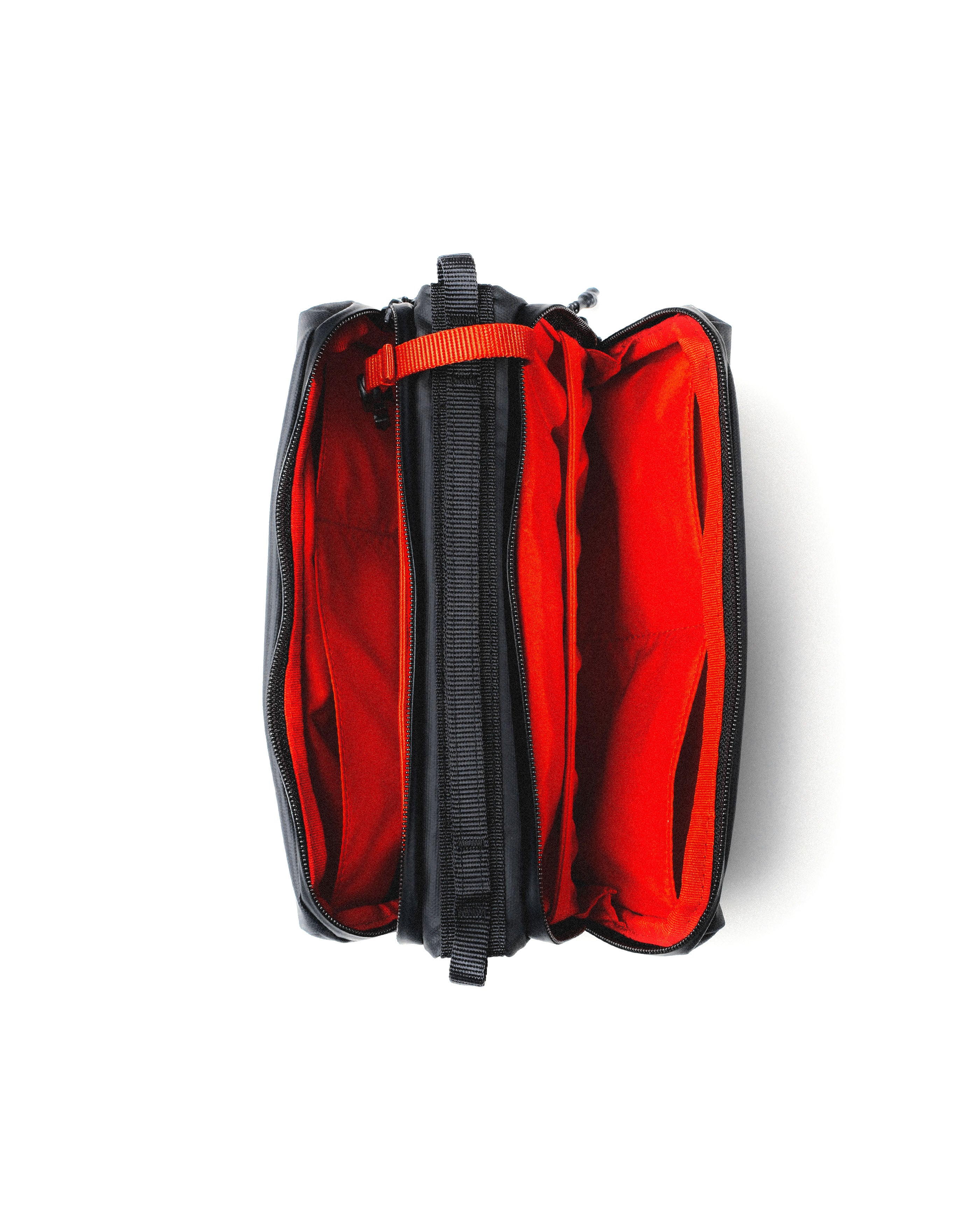 Bottle 中號水瓶斜背包