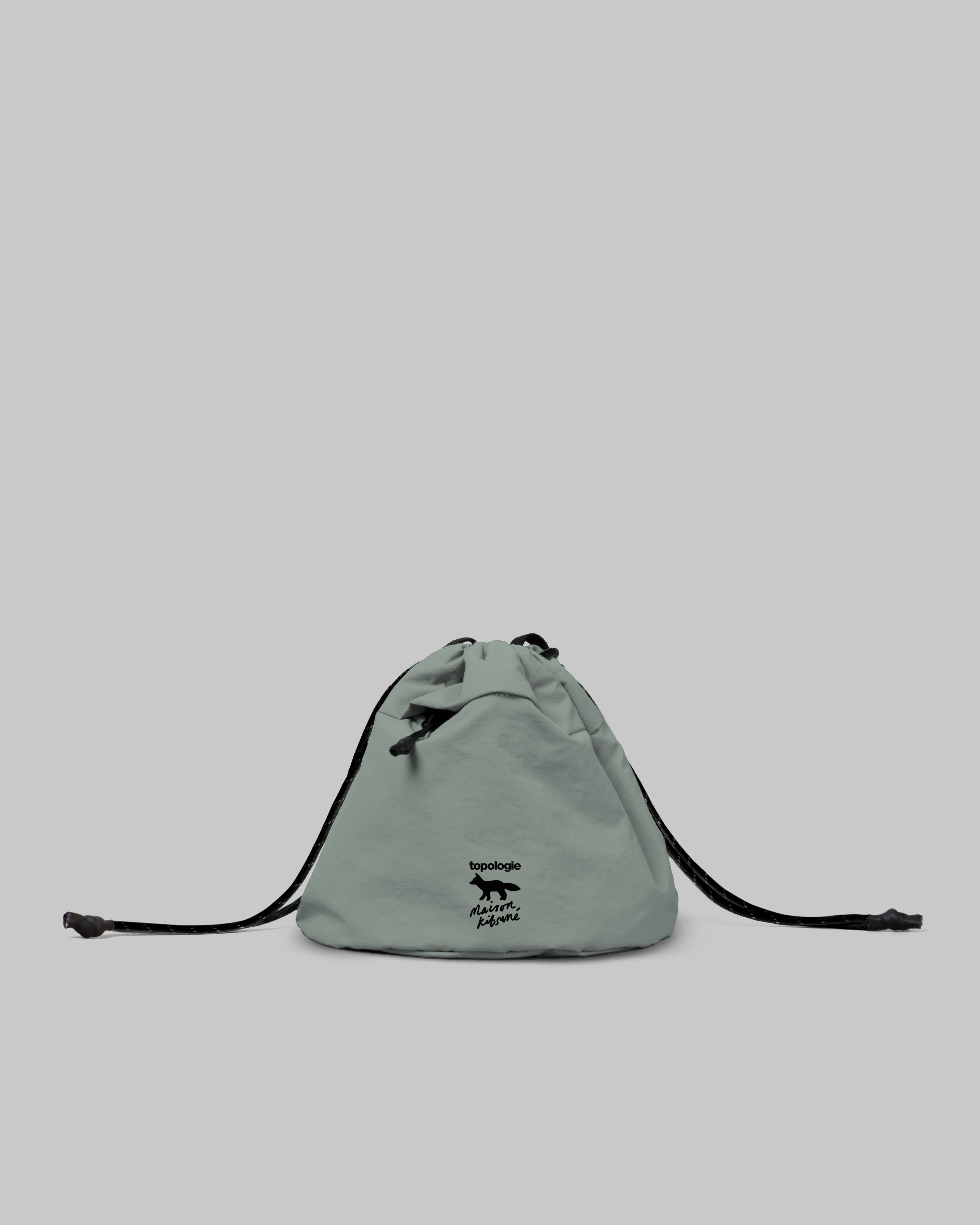 Maison Kitsuné x Topologie 雙面抽繩水桶包