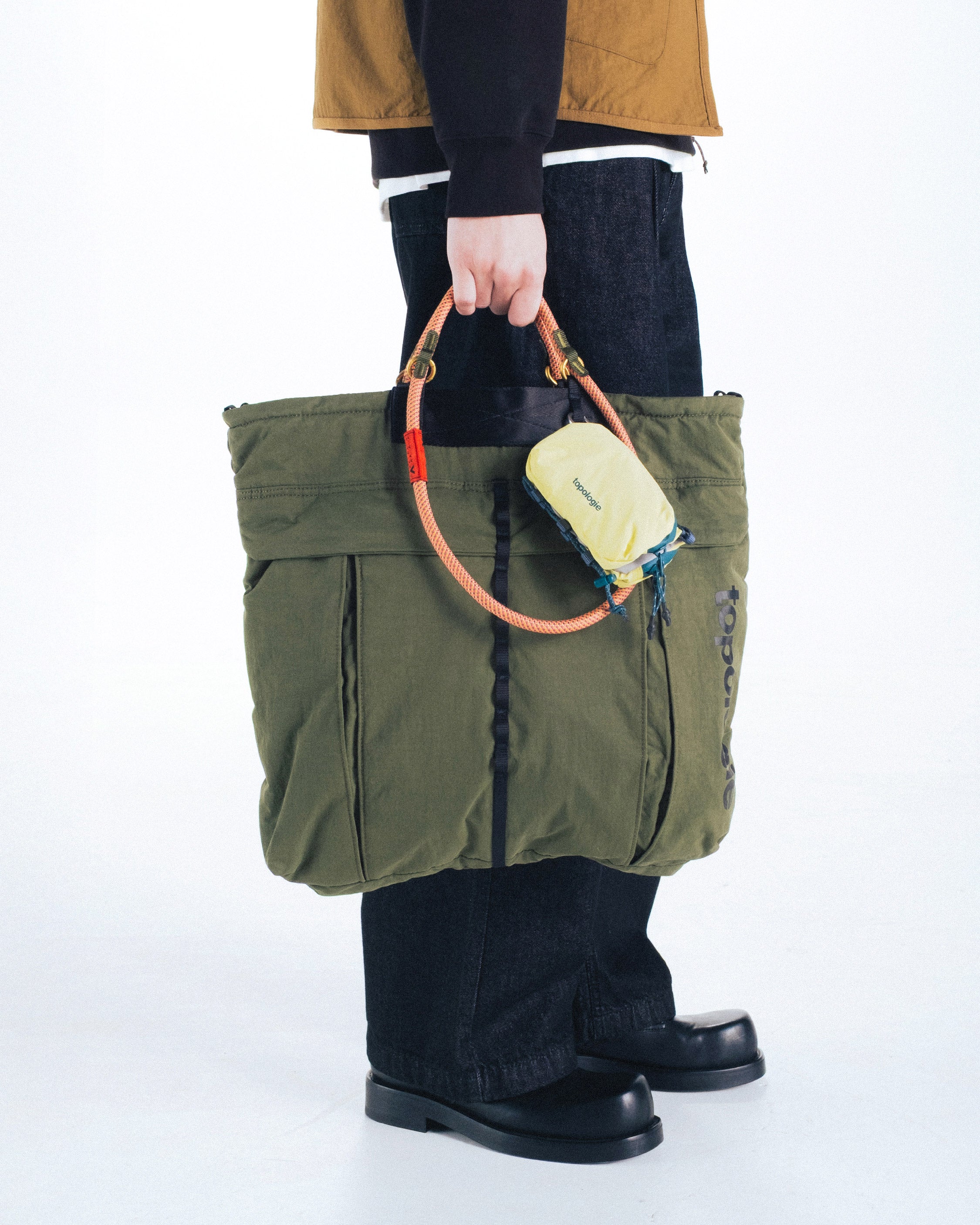 Bottle 水瓶迷你斜背包