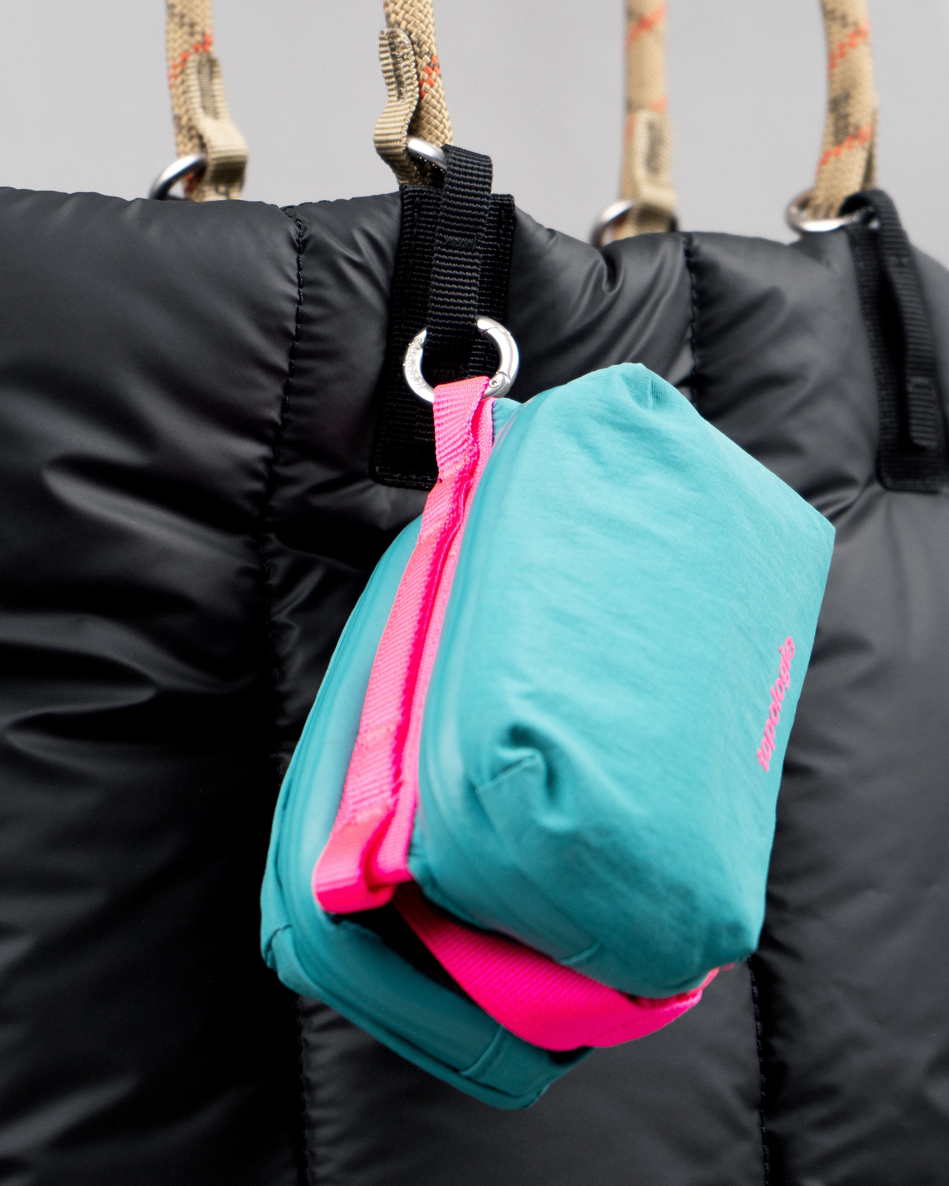 Bottle 水瓶迷你斜背包