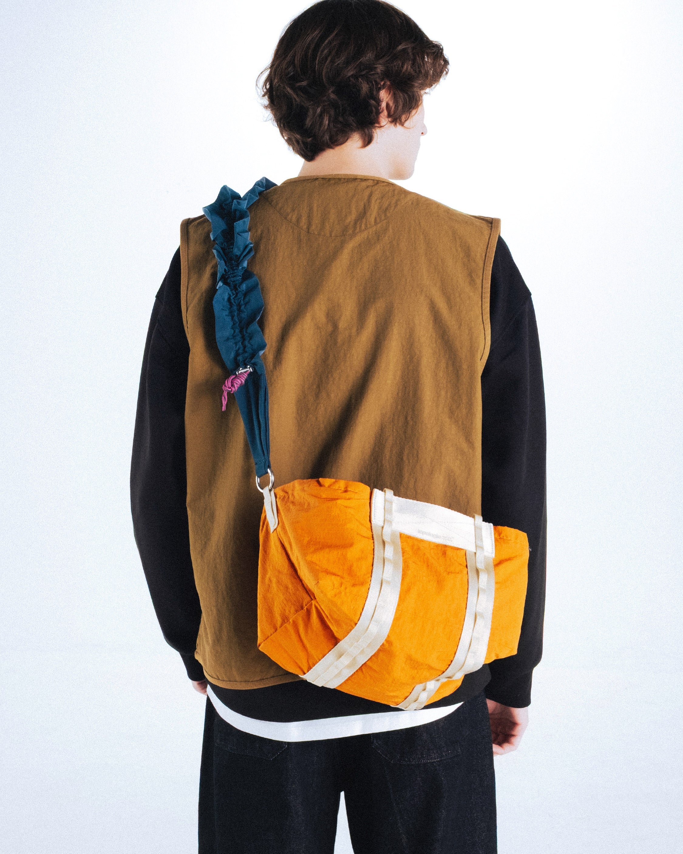 Summit 多功能小號旅行包