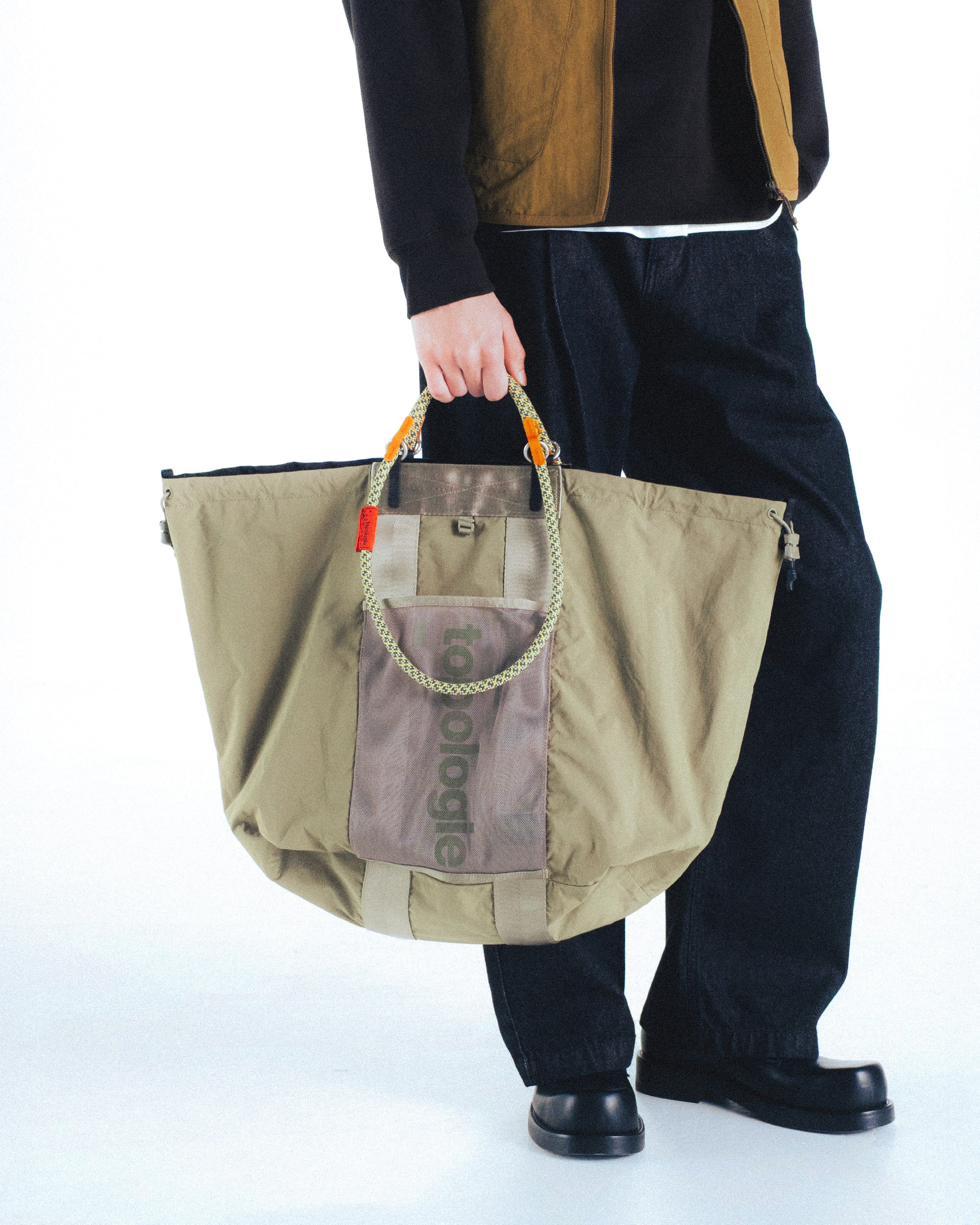 Summit 多功能大號托特包