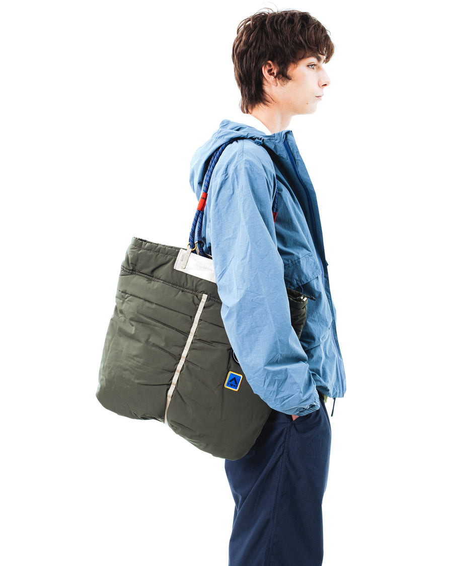 Topologie X Universal Works Helmet 托特包