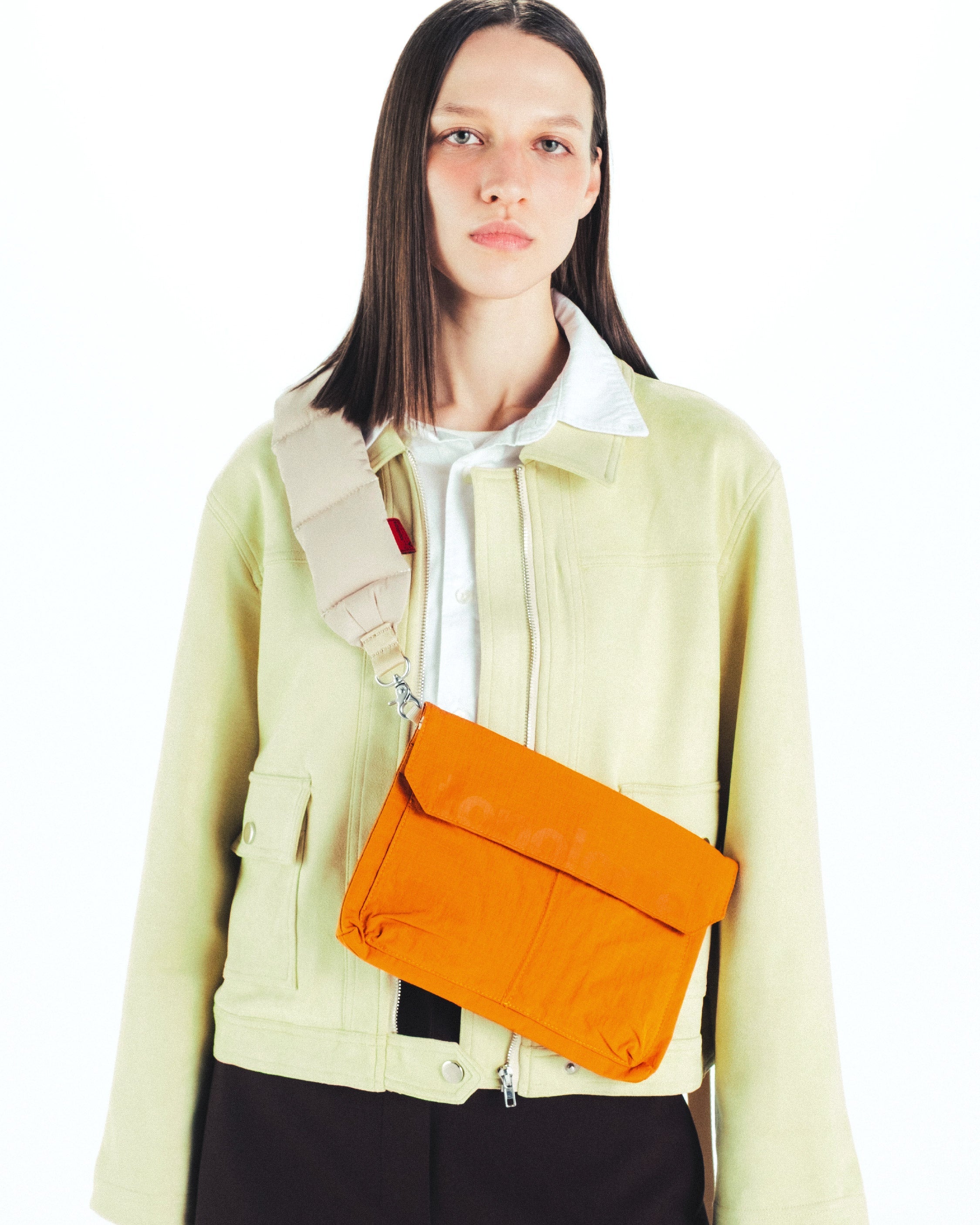 Utility 中號翻蓋隨身包