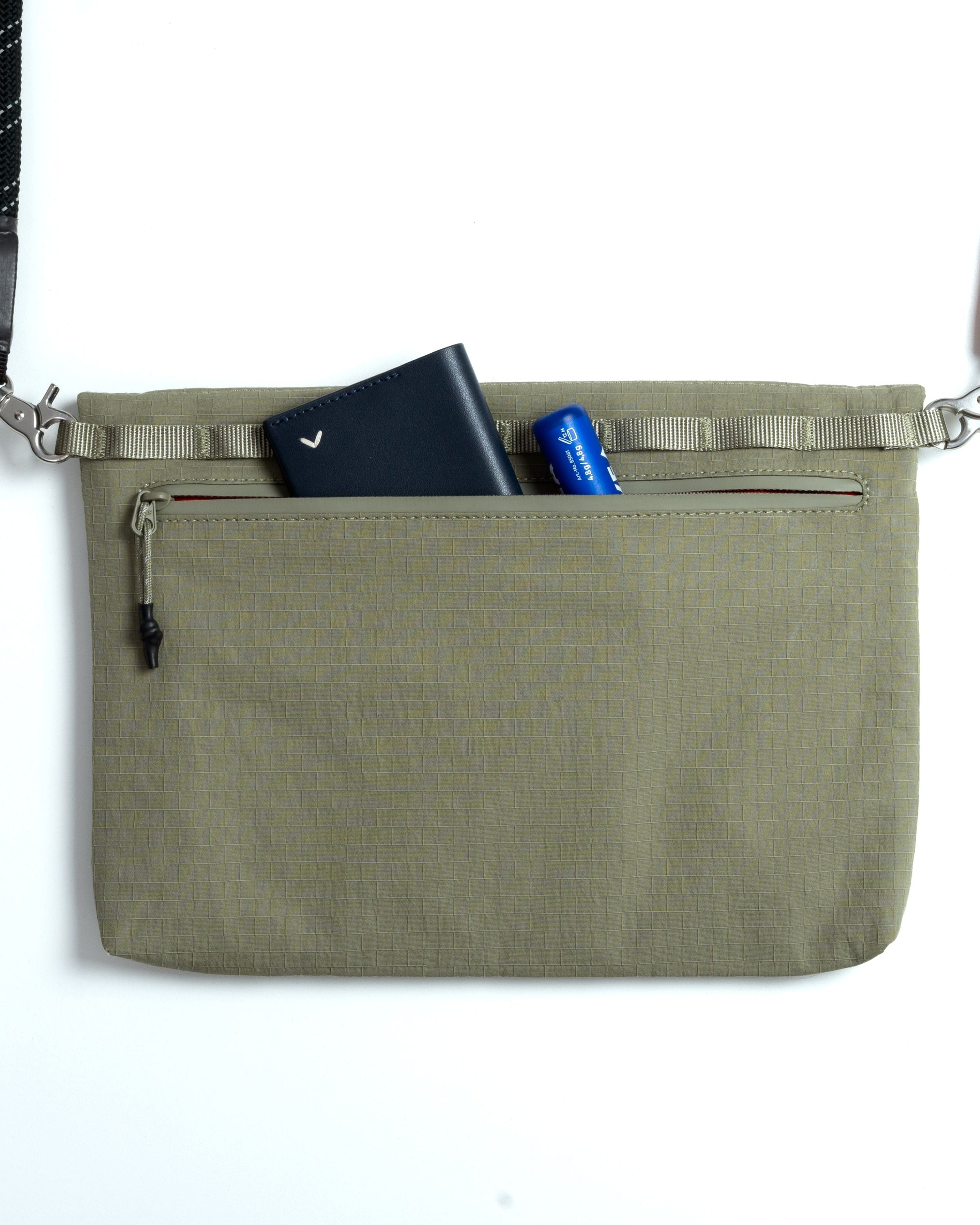 Utility 中號翻蓋隨身包