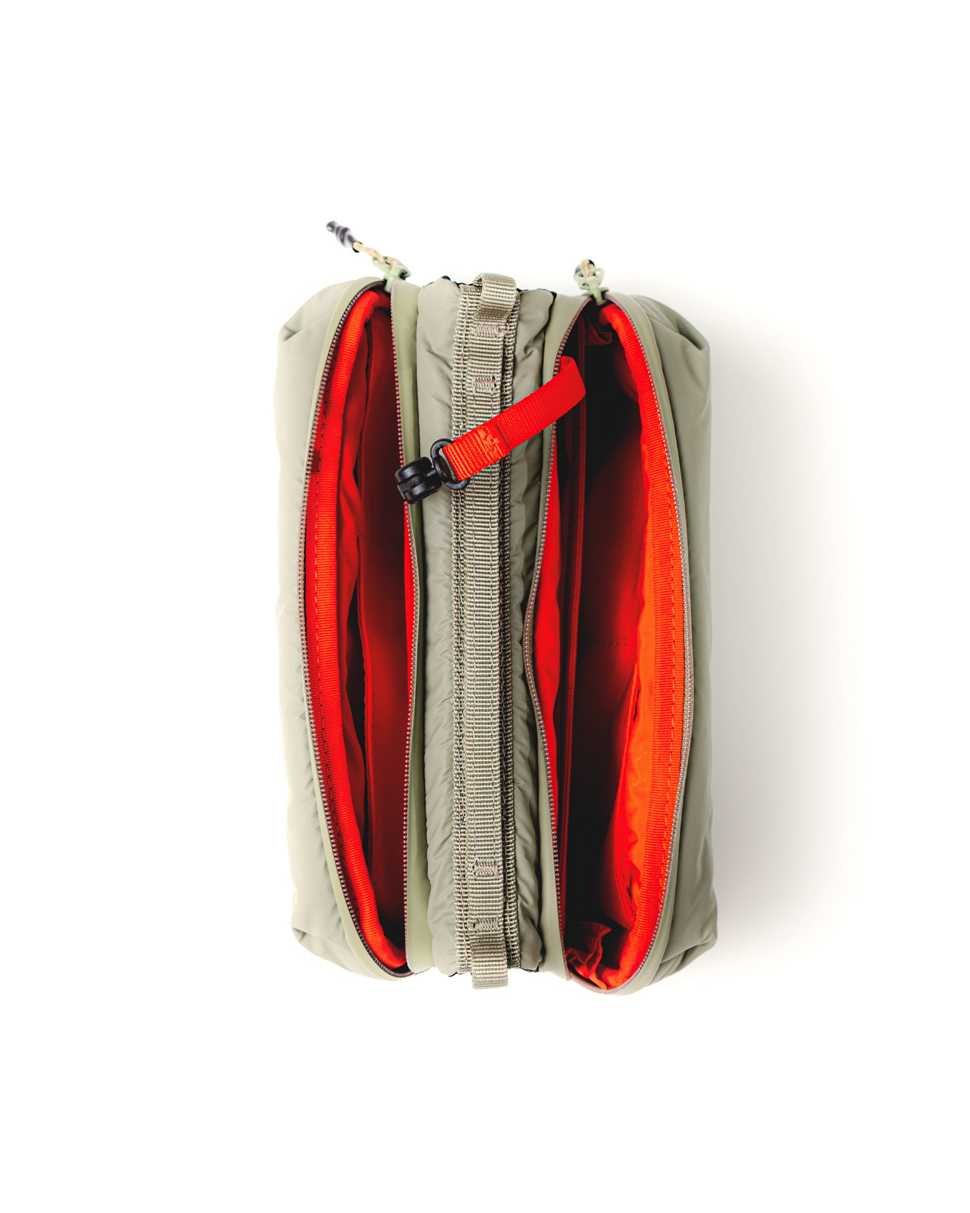 Bottle 中號水瓶斜背包