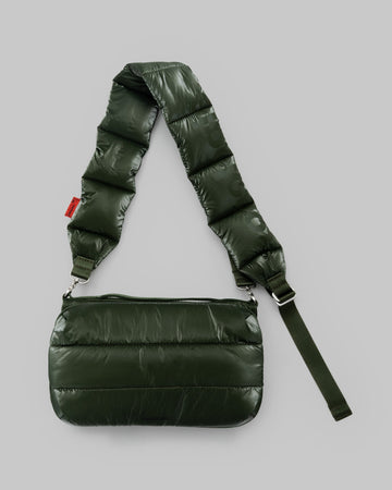 Bottle 大號水瓶斜背包 / 金屬深綠色 / Puffer / Puffer 絎縫腕帶 / 金屬深綠色 / Puffer