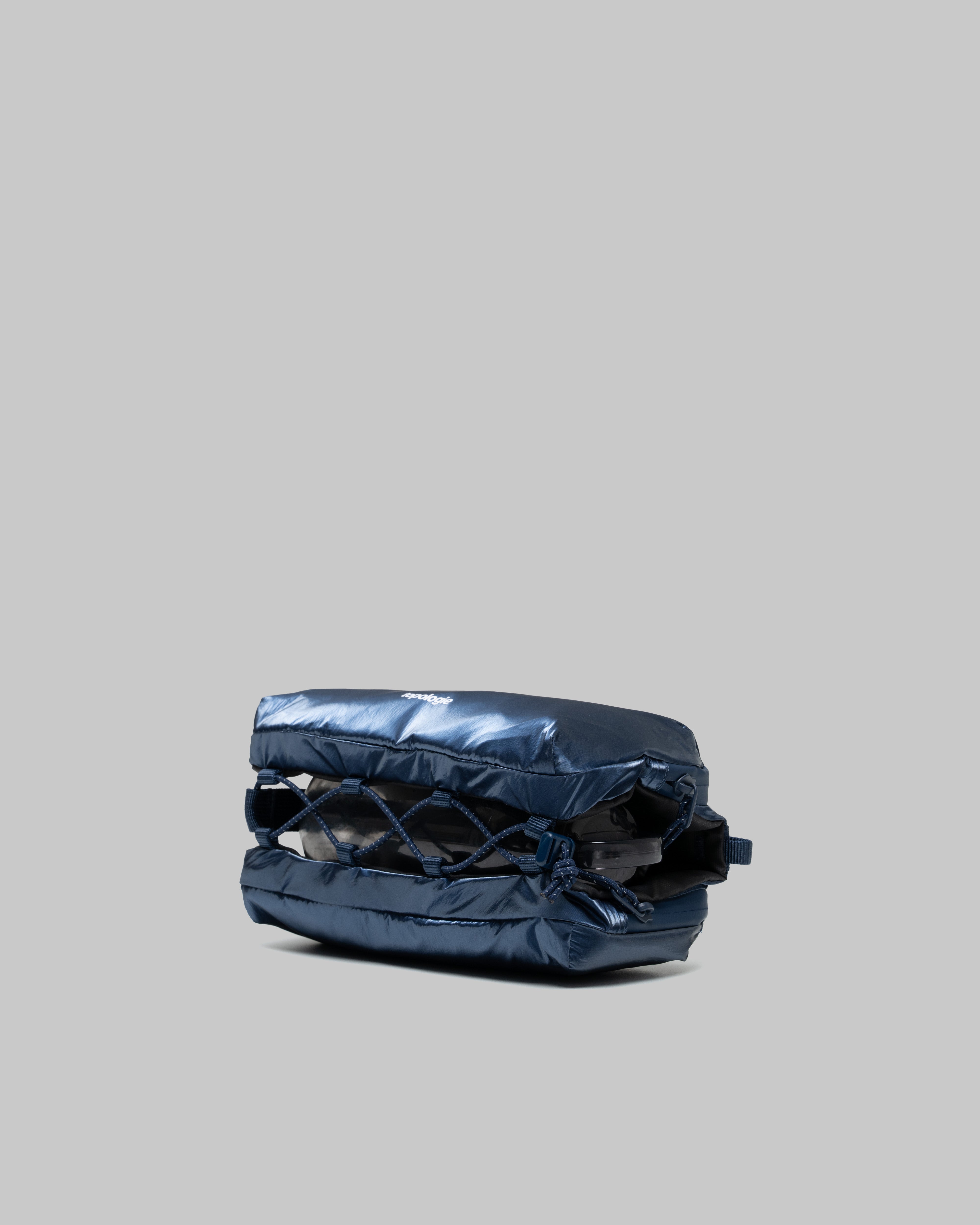 Bottle 中號水瓶斜背包