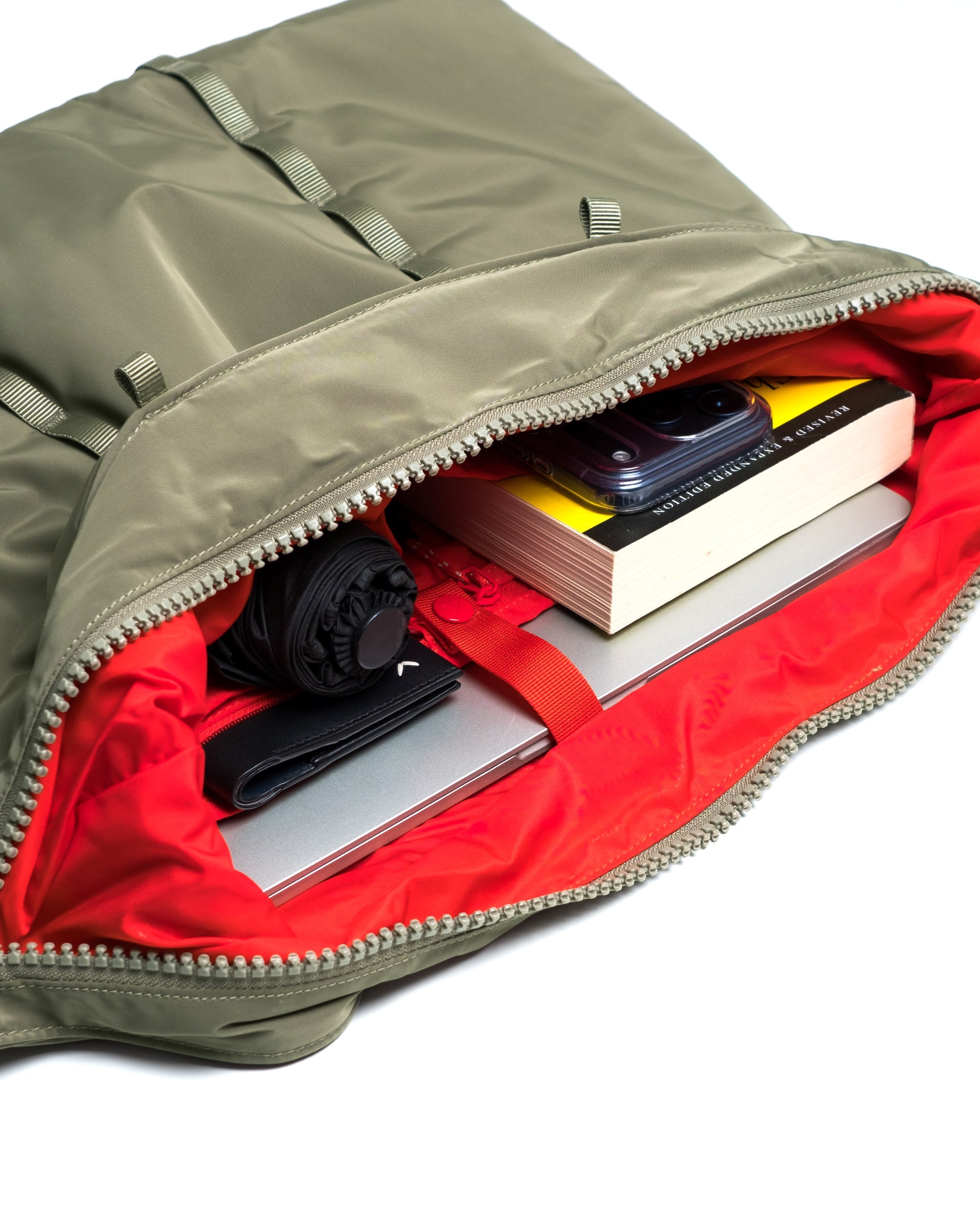 Cloud 中號半月包