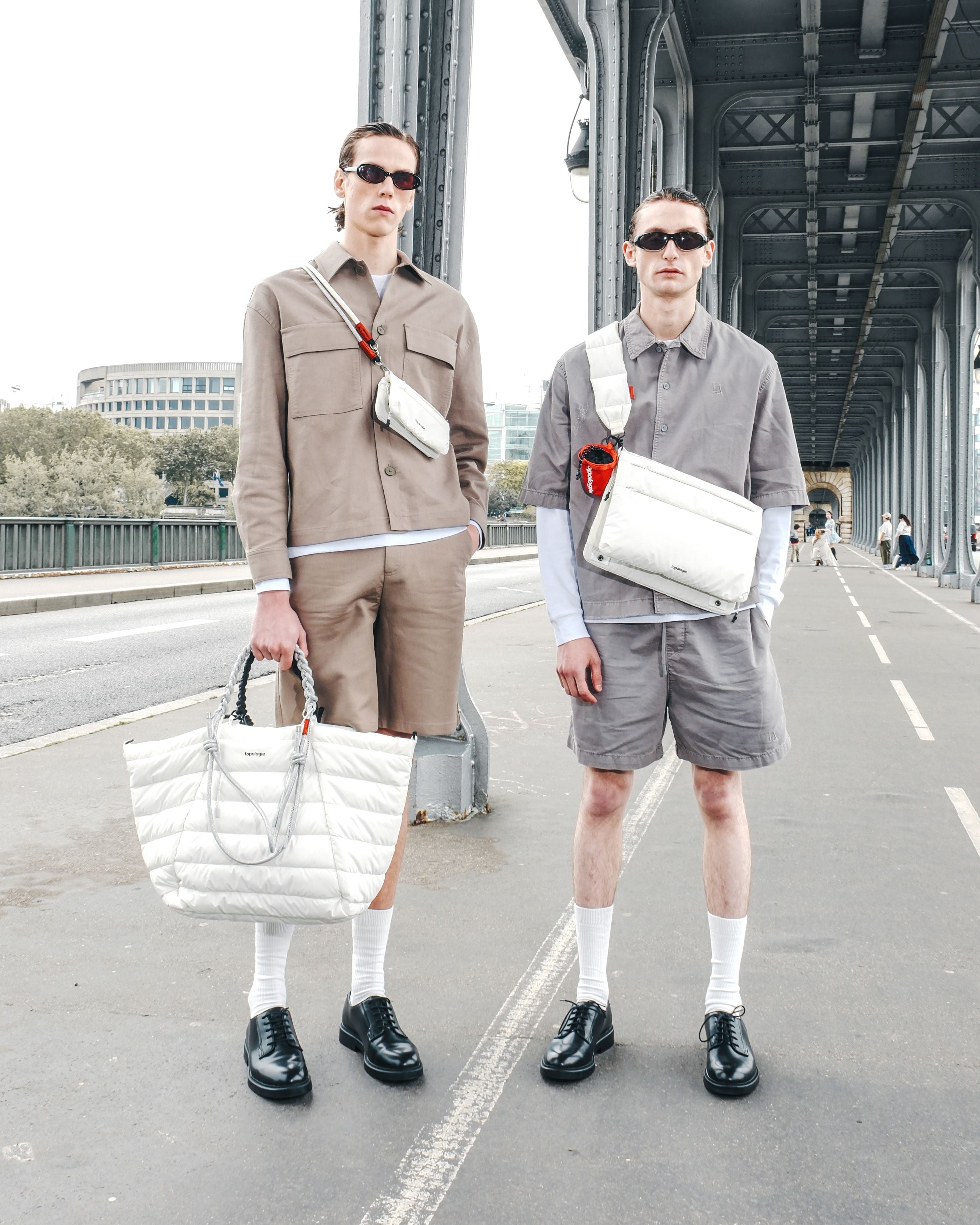 Flat 摺疊大號斜背包