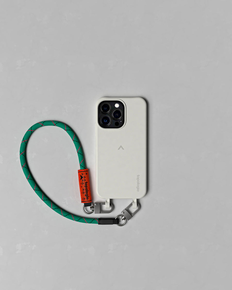 Dolomites 手機殼 / 月亮灰 / 8.0mm 繩索腕帶 寶石綠混紅圖案
