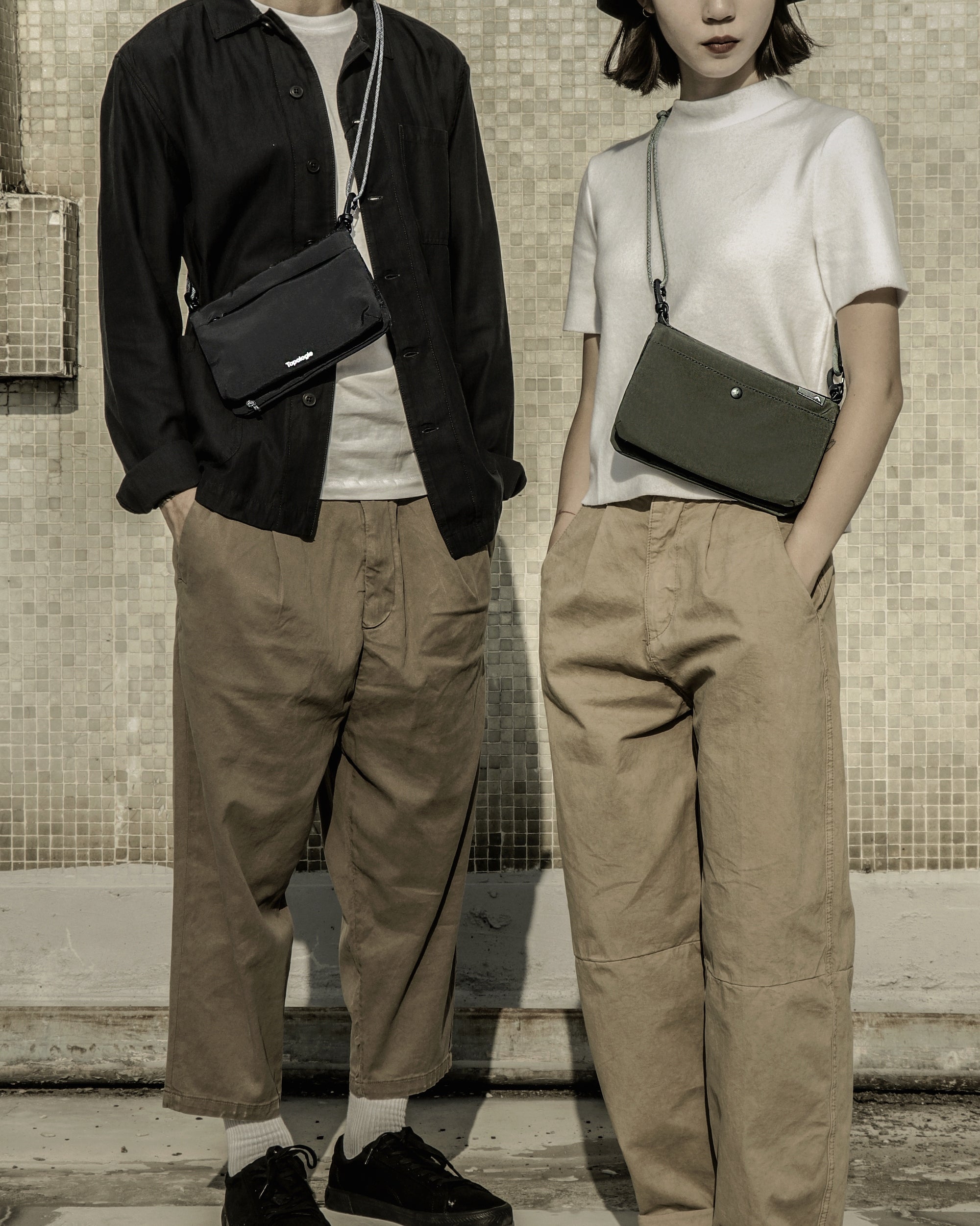 Fold 輕便摺疊斜背貼身包