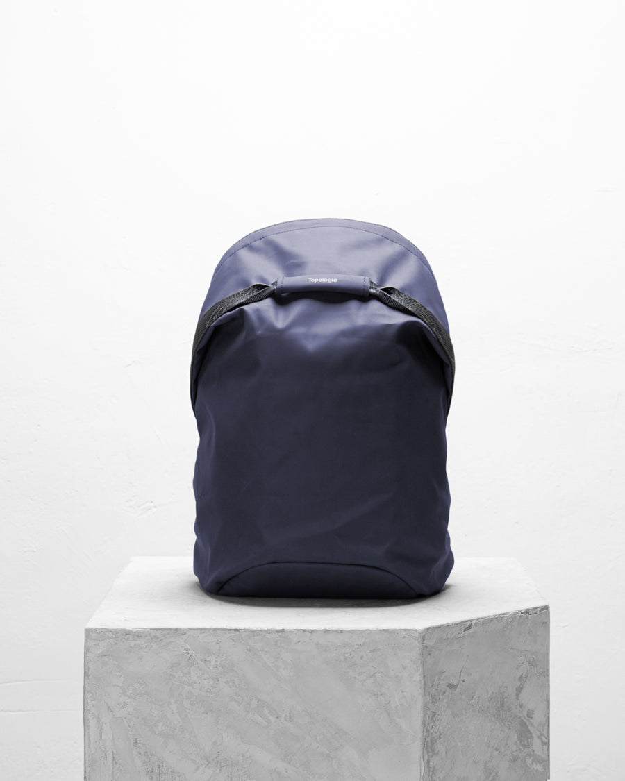 Multipitch防潑水簡約背包/ 小– Topologie Taiwan - Main Image