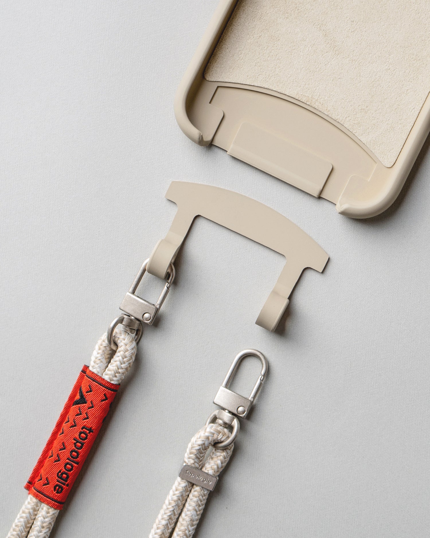 Dolomites 手機殼 / 沙色