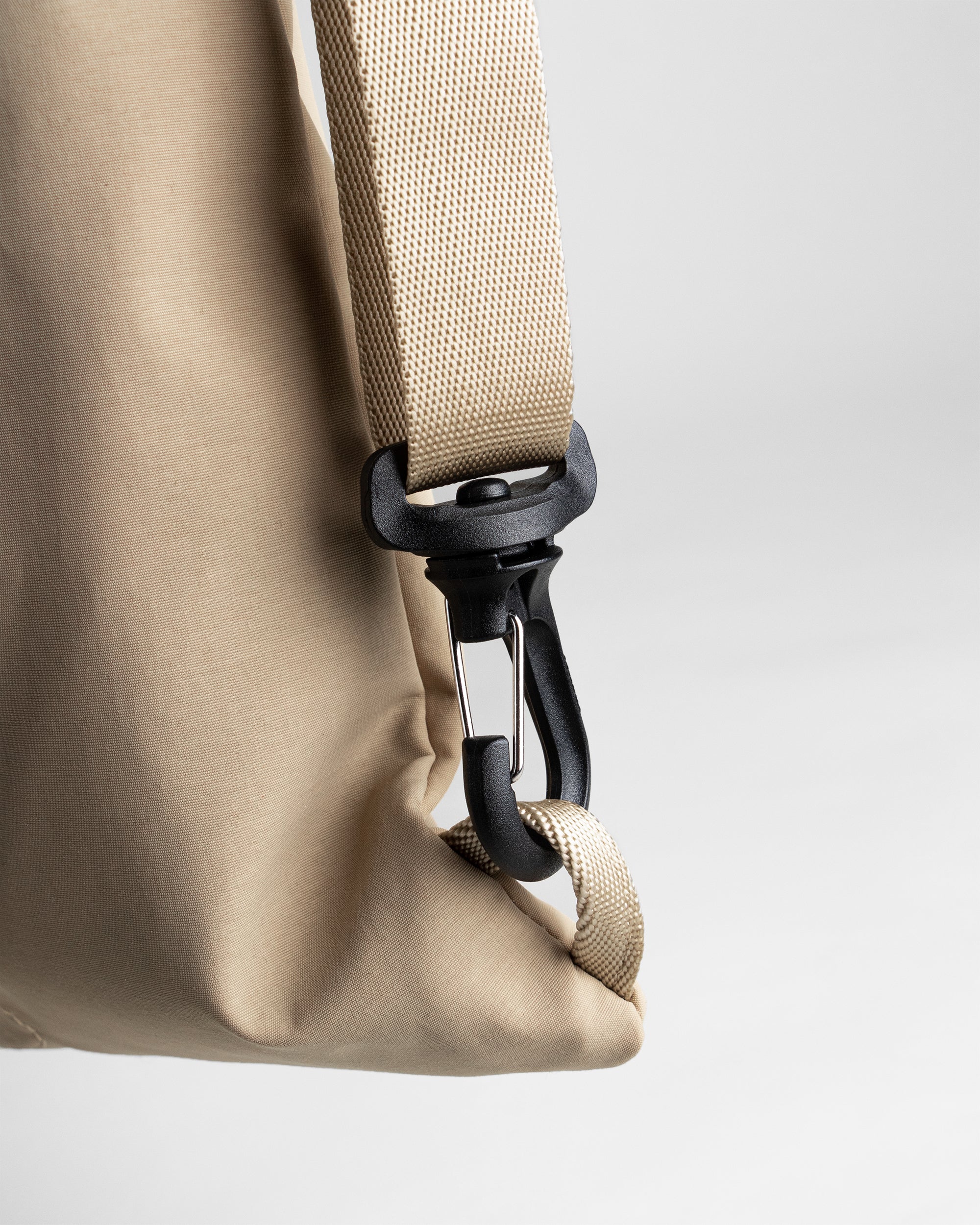 Draw 輕便抽繩托特包