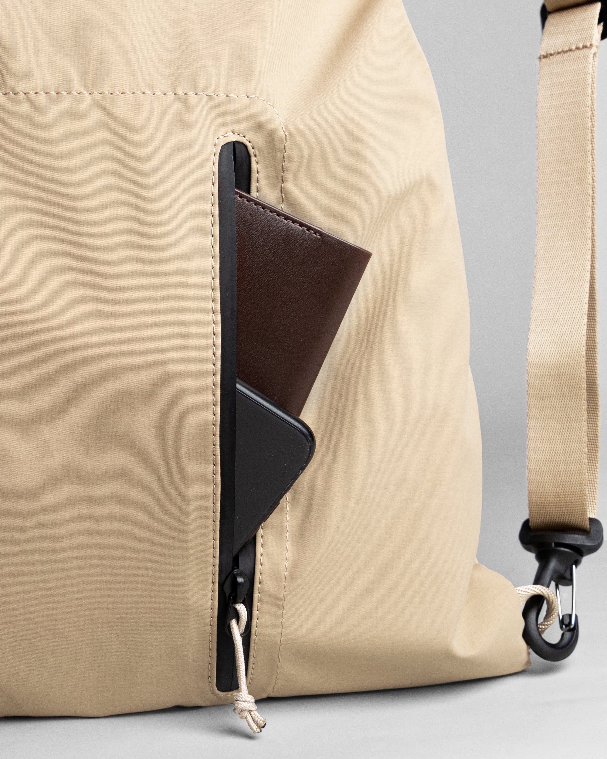 Draw 輕便抽繩托特包