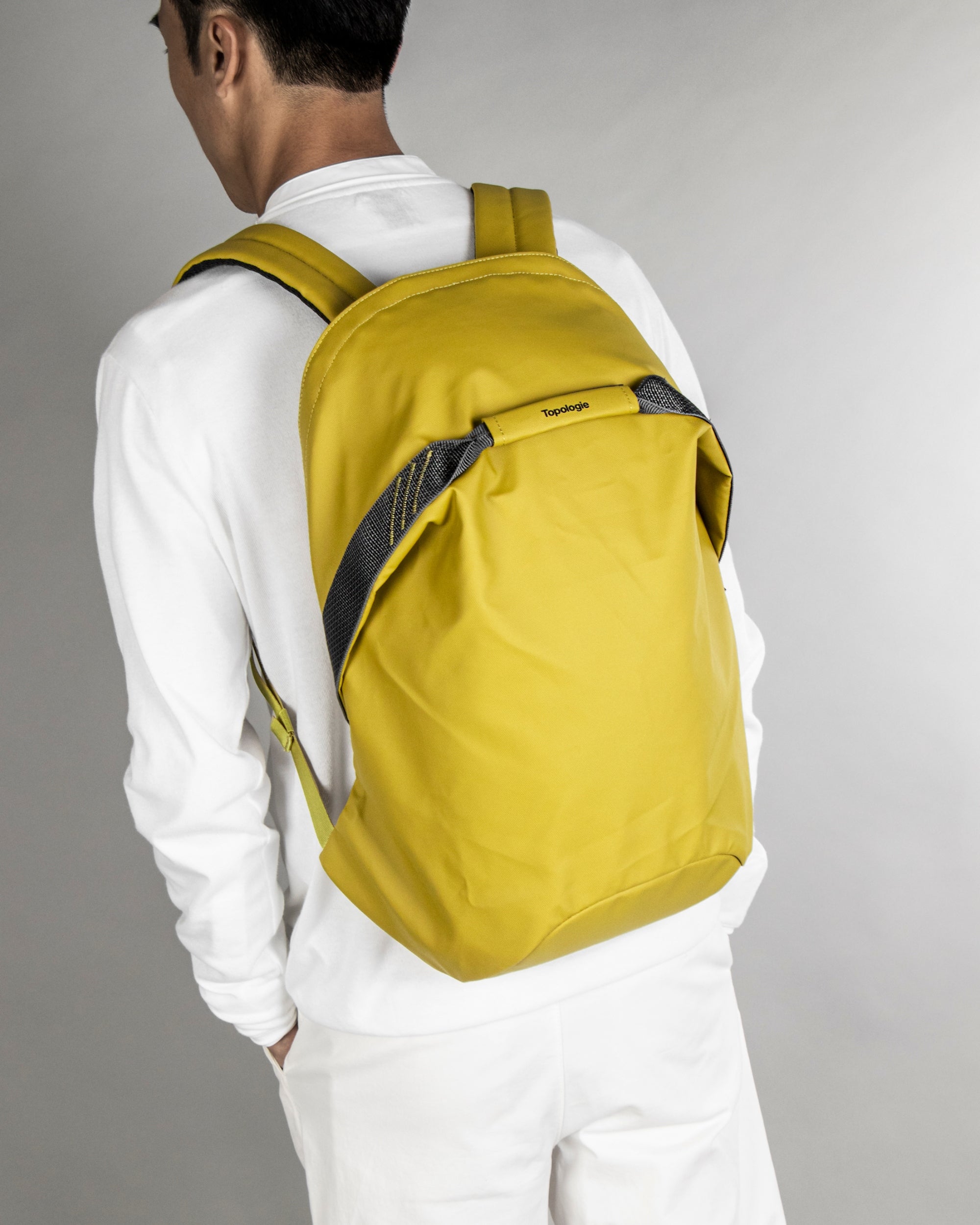 Multipitch防潑水簡約背包/ 大